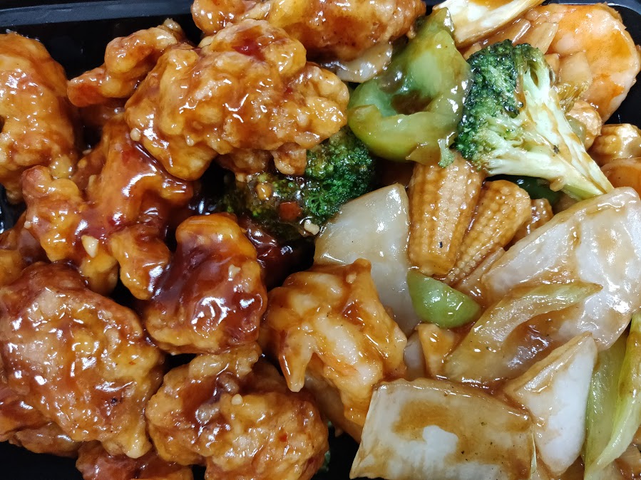 Order S7. Dragon and Phoenix food online from Tasty Carryout store, Hyattsville on bringmethat.com