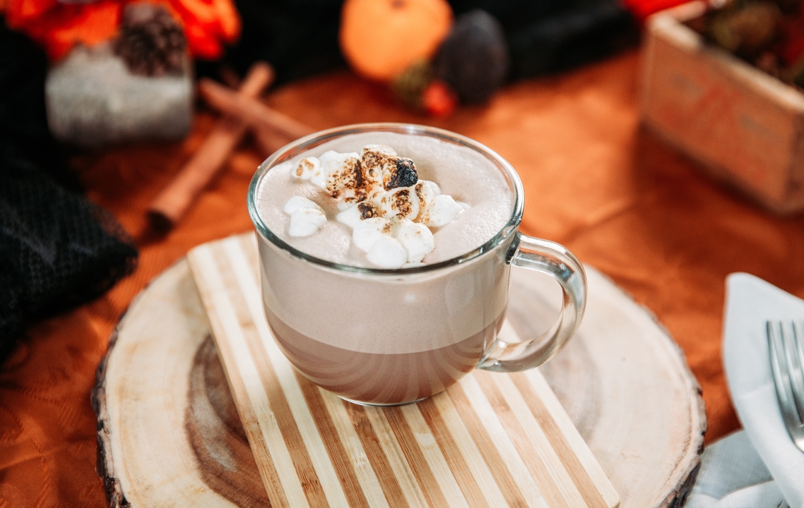 Order S'mores Hot Chocolate food online from Nearme Cafe store, Moosic on bringmethat.com