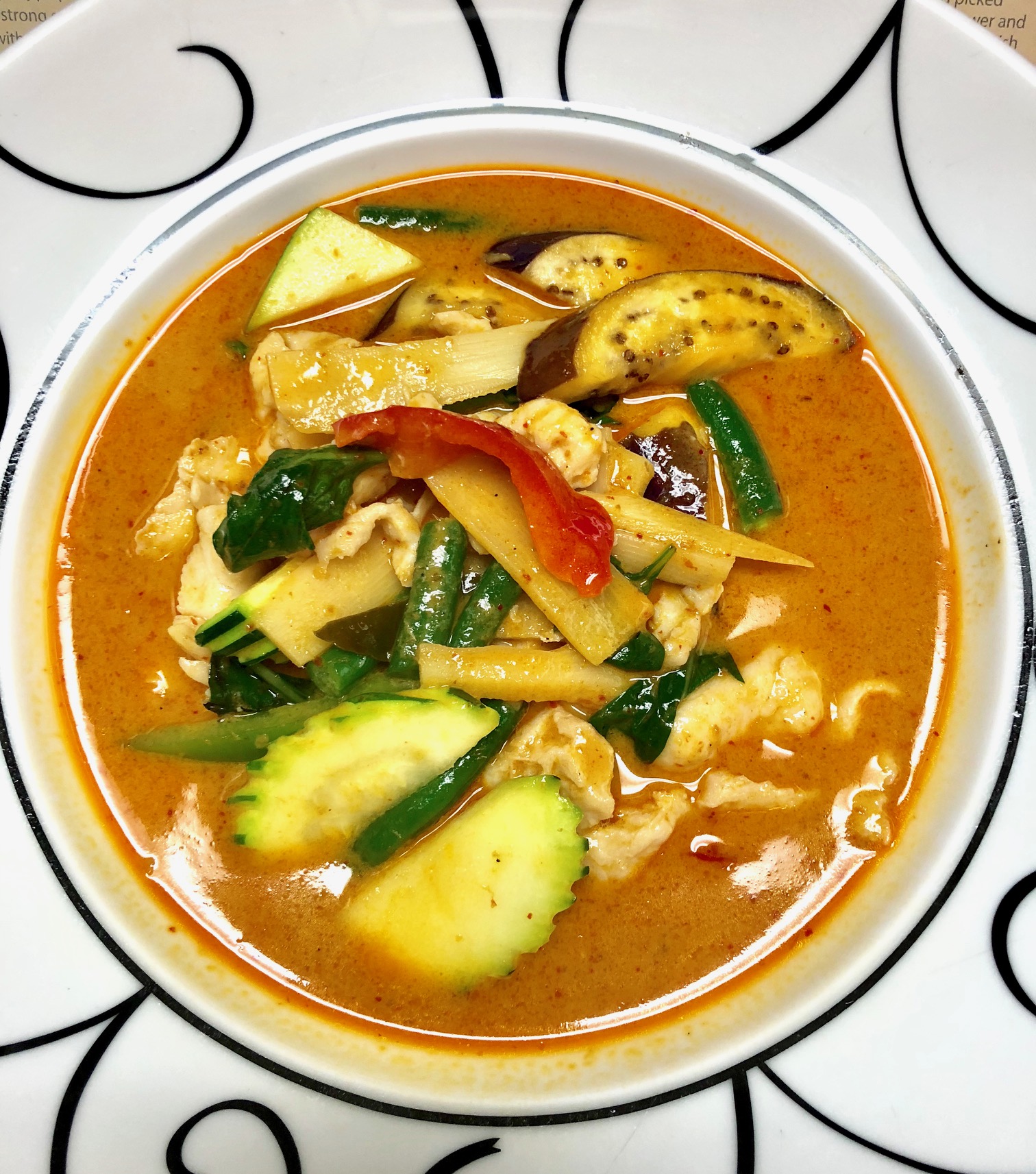 Order RED CURRY (L) food online from Mee Thai Cuisine store, Brooklyn on bringmethat.com