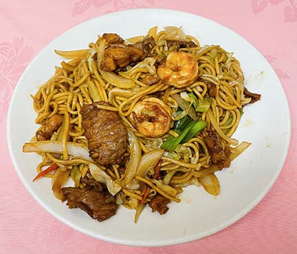 Order Assorted Chow Mein food online from Canaan Restaurant store, Artesia on bringmethat.com