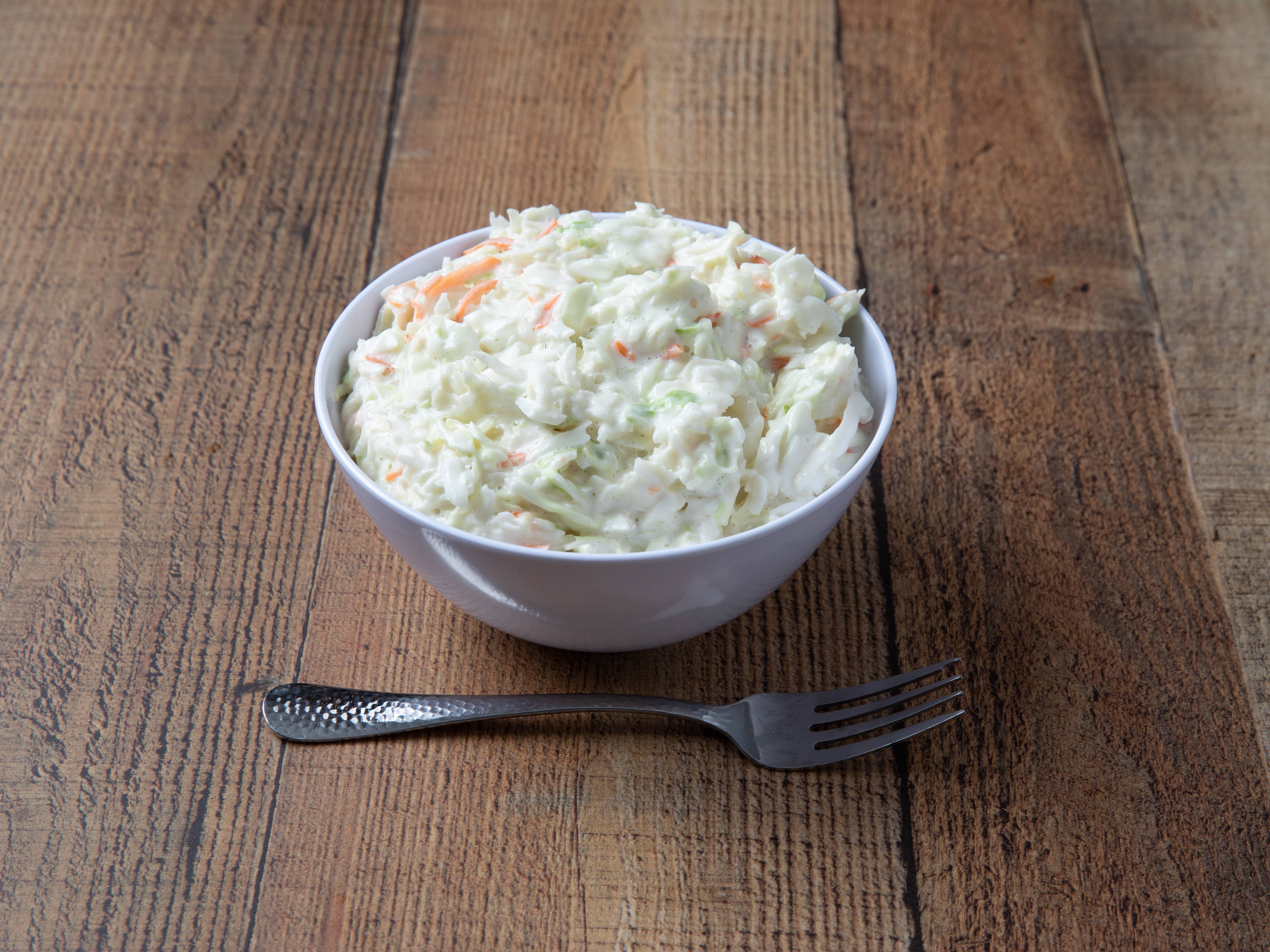 Order Slaw Quart food online from Guthrie Chicken Fingers store, Cleveland on bringmethat.com