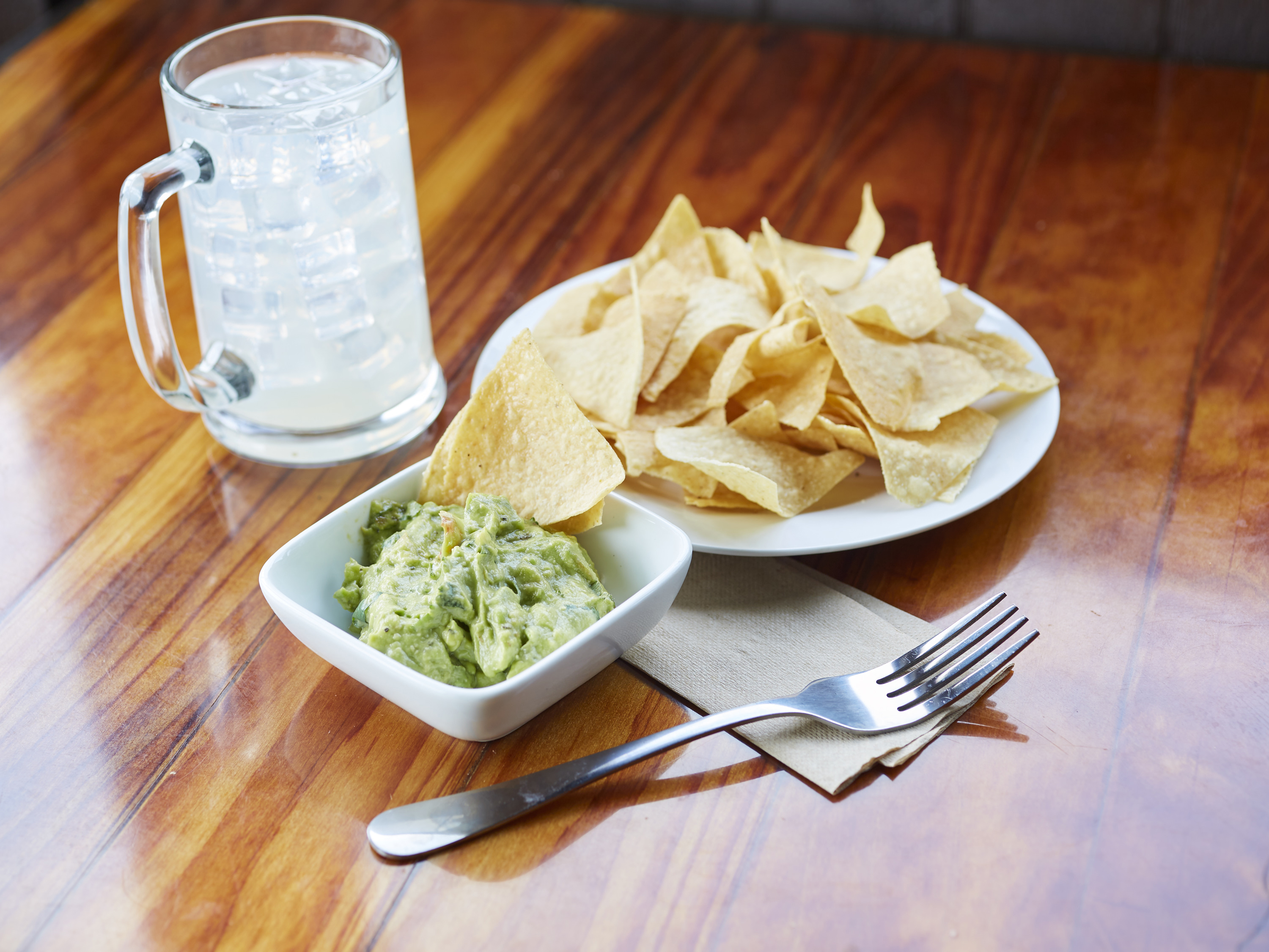 Order Chips and Guacamole food online from Fresh Grill Ventura store, Ventura on bringmethat.com