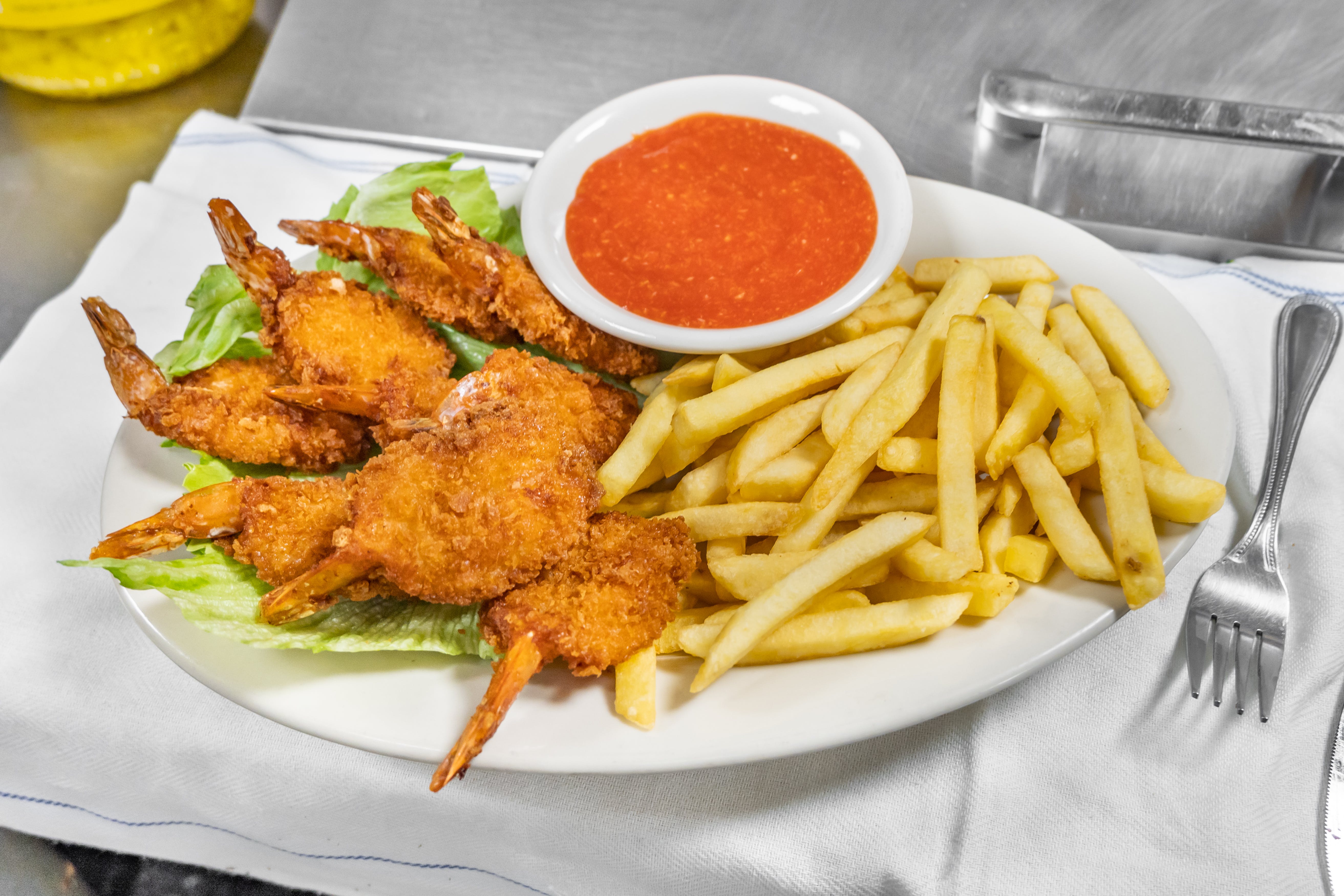 Order Fried Shrimp with Fries - Entree food online from Me & U Pizzeria store, Deptford Township on bringmethat.com