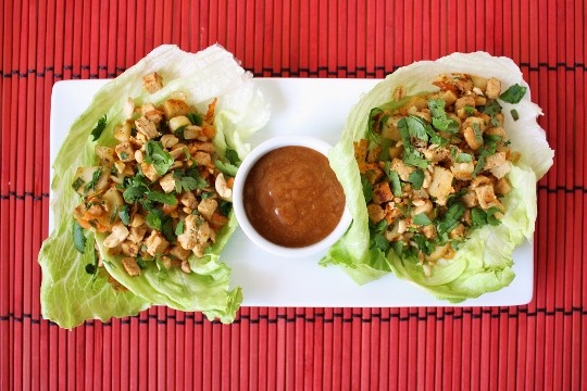 Order Minced Chicken Lettuce Cups food online from Thousand Wok Asian Bistro store, Thousand Oaks on bringmethat.com