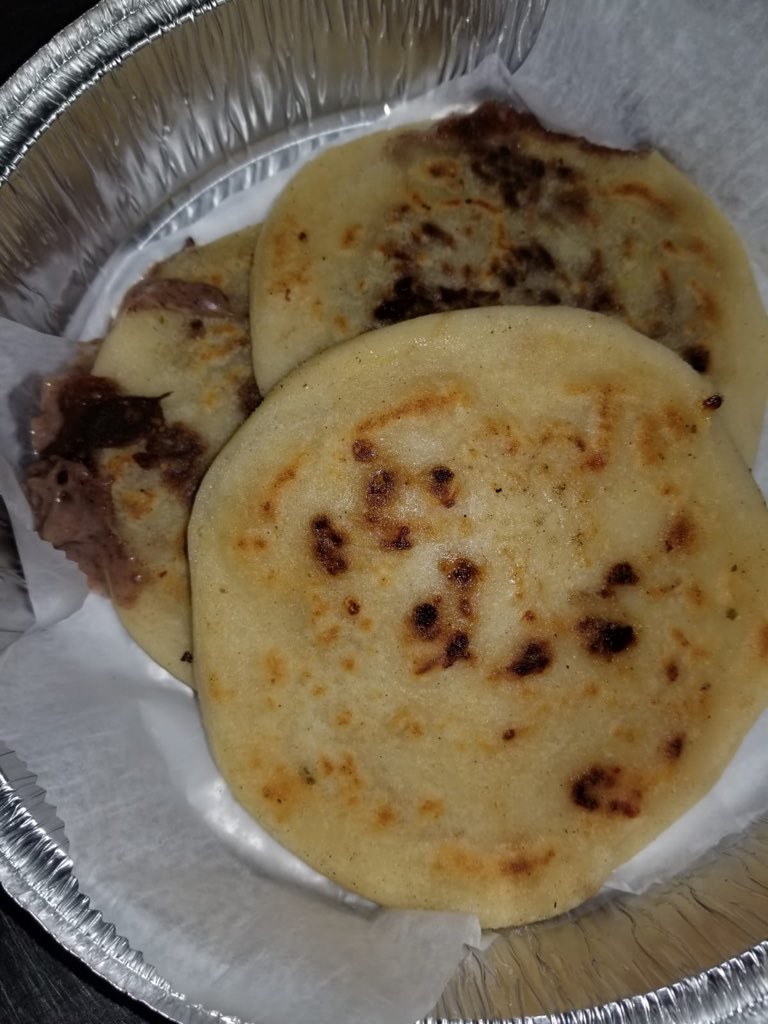 Order 3 Pupusas food online from Mexico Chapin Restaurant & Bakery store, Bridgeport on bringmethat.com