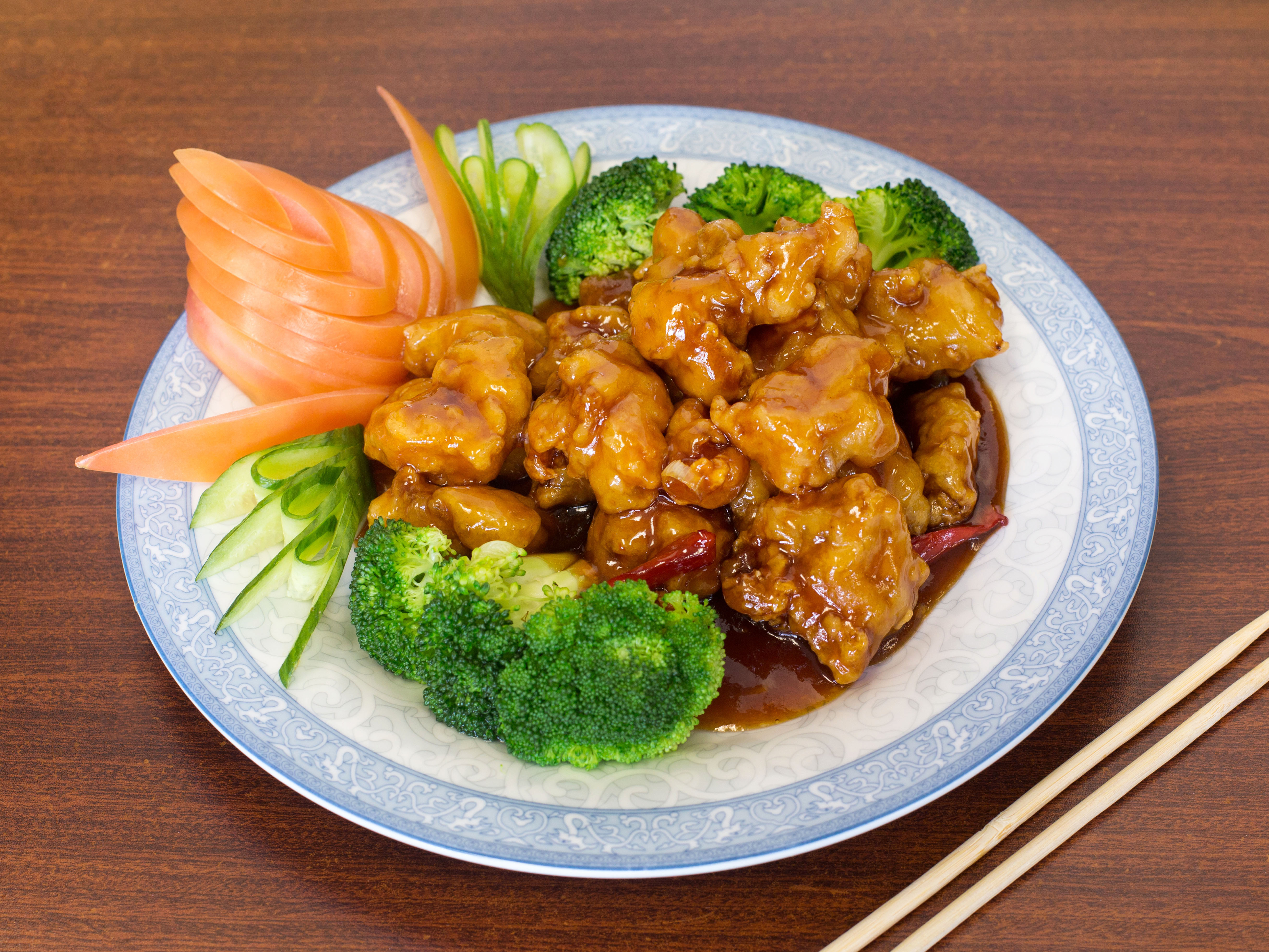 Order CH11. General Tso's Chicken food online from Wah Yoan Restaurant II store, West New York on bringmethat.com