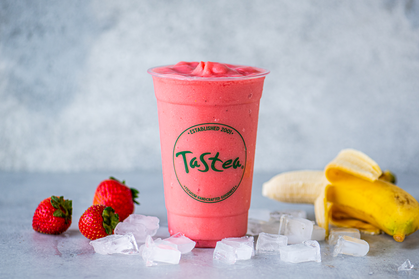 Order Strawberry Bananza Smoothie food online from Tastea store, Chino Hills on bringmethat.com