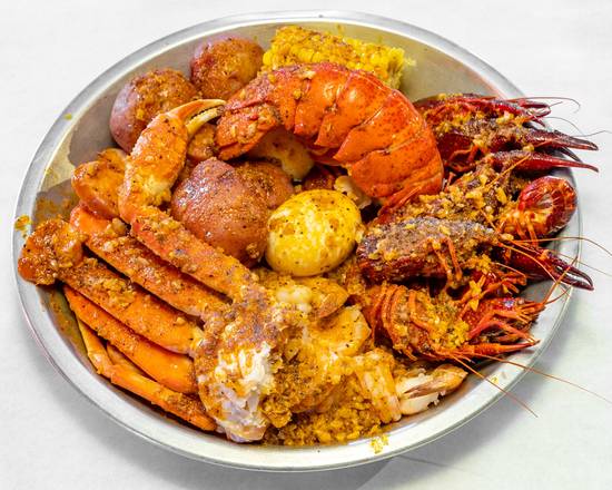 Order Seafood Combo food online from Yami Crab store, McDonough on bringmethat.com