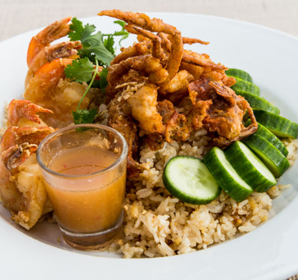 Order Soft Shell Crab and Shrimp Garlic Rice food online from Kinnara thai restaurant store, Van Nuys on bringmethat.com