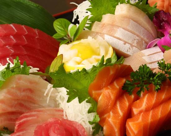 Order Combination Sashimi (15pc) food online from I Luv Sushi store, Rockford on bringmethat.com