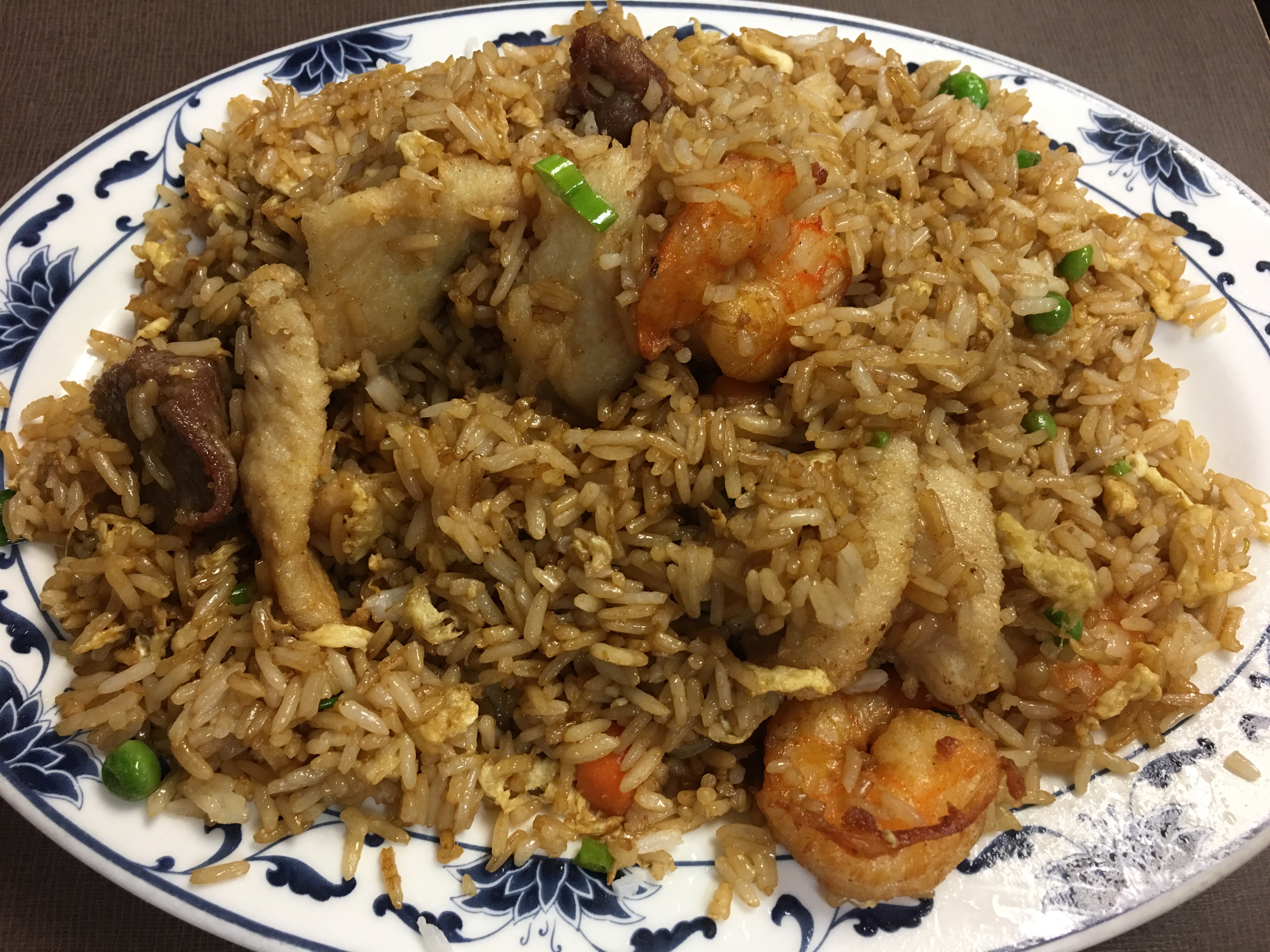 Order R2. Combination Fried Rice food online from QQ Star China Cafe store, Friendswood on bringmethat.com