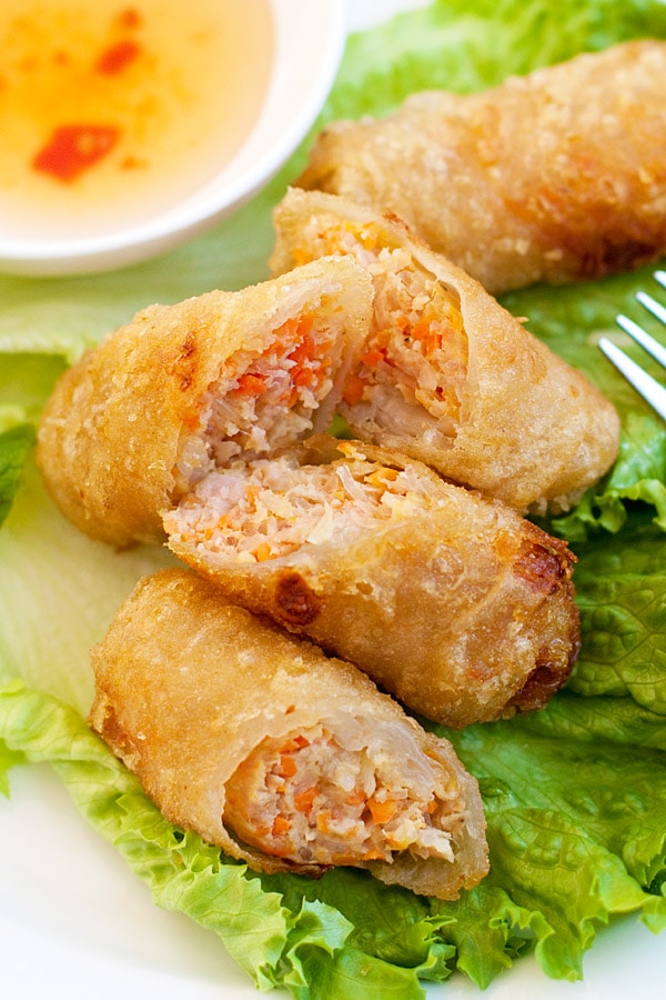 Order A2. Crispy Vietnamese Egg Roll food online from Jasmine Chinese & Asian Cafe store, Lone Tree on bringmethat.com