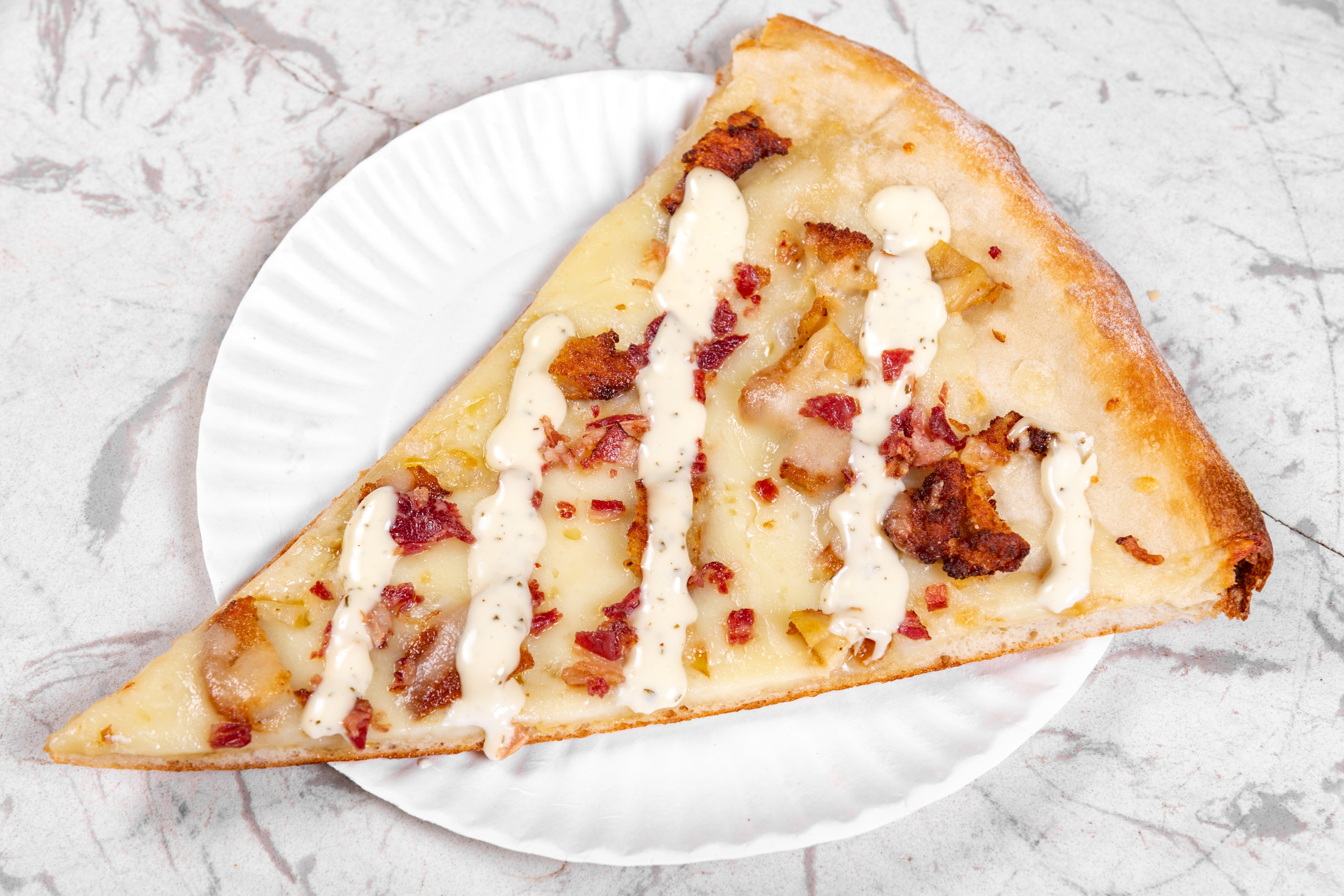 Order Bacon Chicken Ranch Pizza - Small 14" food online from Pelham Pizza store, Bronx on bringmethat.com
