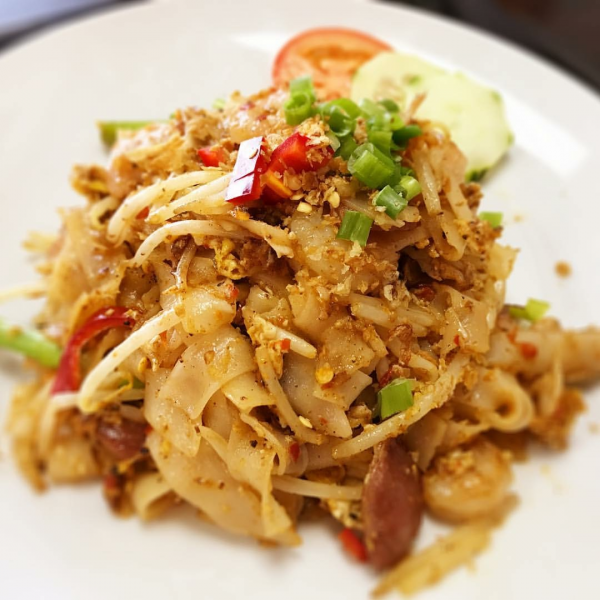 Order 5. Char Kwey Teow Stir Fried Noodles food online from Seasons Kitchen USA store, Anaheim on bringmethat.com