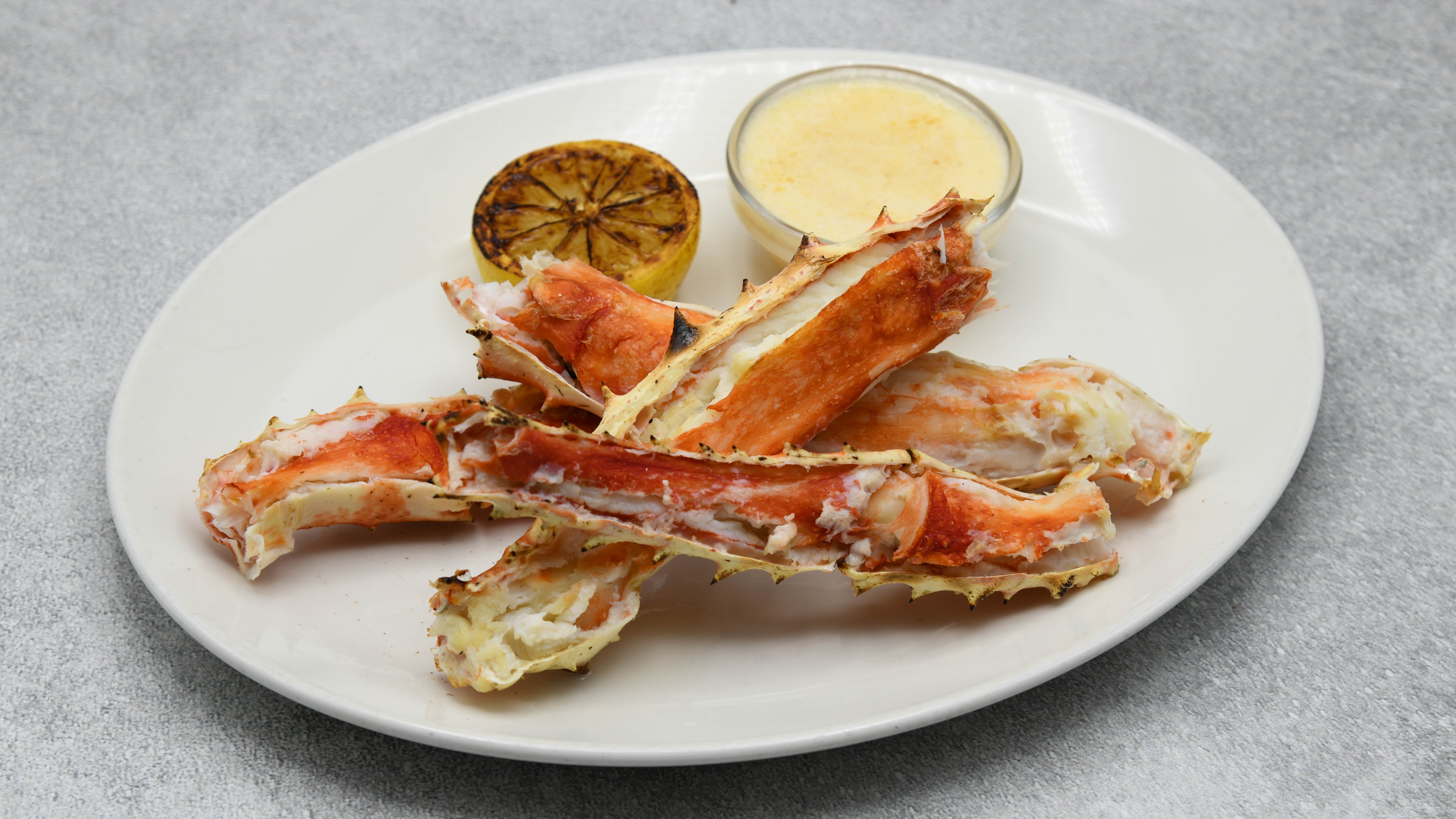Order Broiled Alaskan King Crab (1 lb) food online from Del Frisco's store, Houston on bringmethat.com