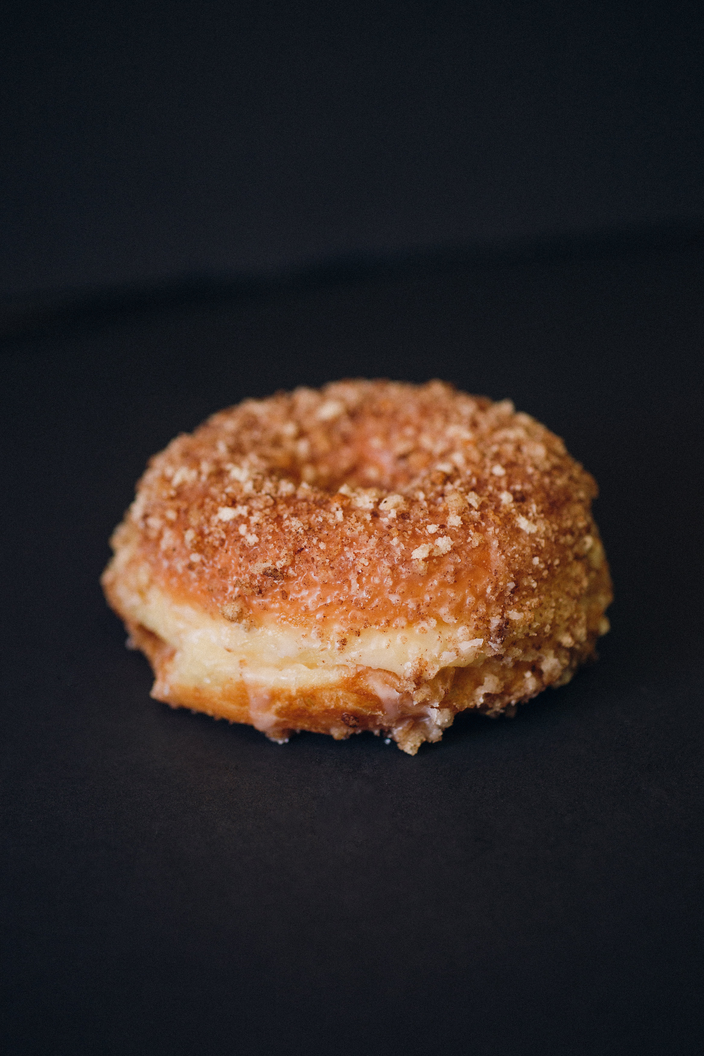Order Crumb Glaze Donut food online from White Cup Donuts store, Gardena on bringmethat.com