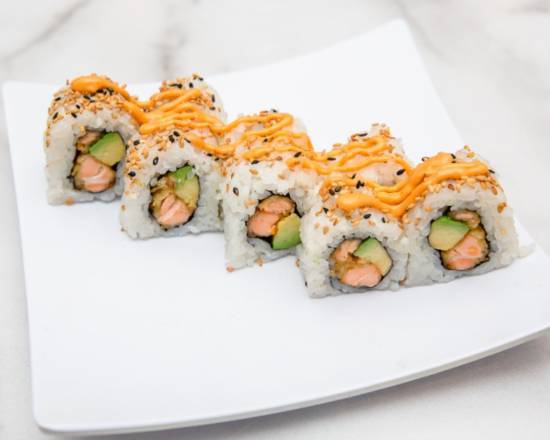 Order Spicy Salmon Roll food online from Oishii Mika Sushi store, Portland on bringmethat.com