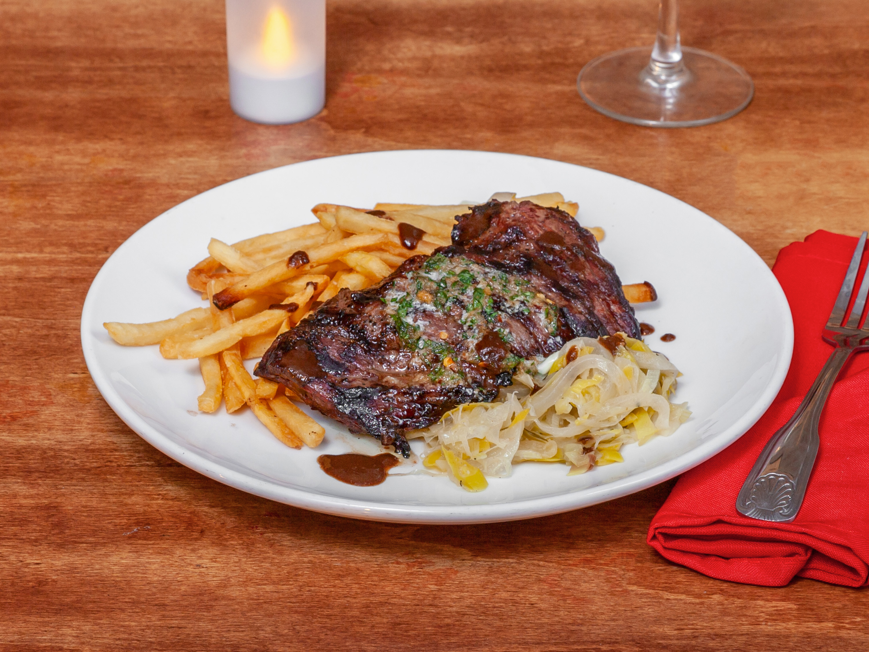Order Steak And Frites food online from Clarke's (wrigley) store, Chicago on bringmethat.com