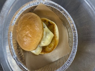 Order Kids' Cheeseburger food online from The Mill On Macarthur store, Richmond on bringmethat.com