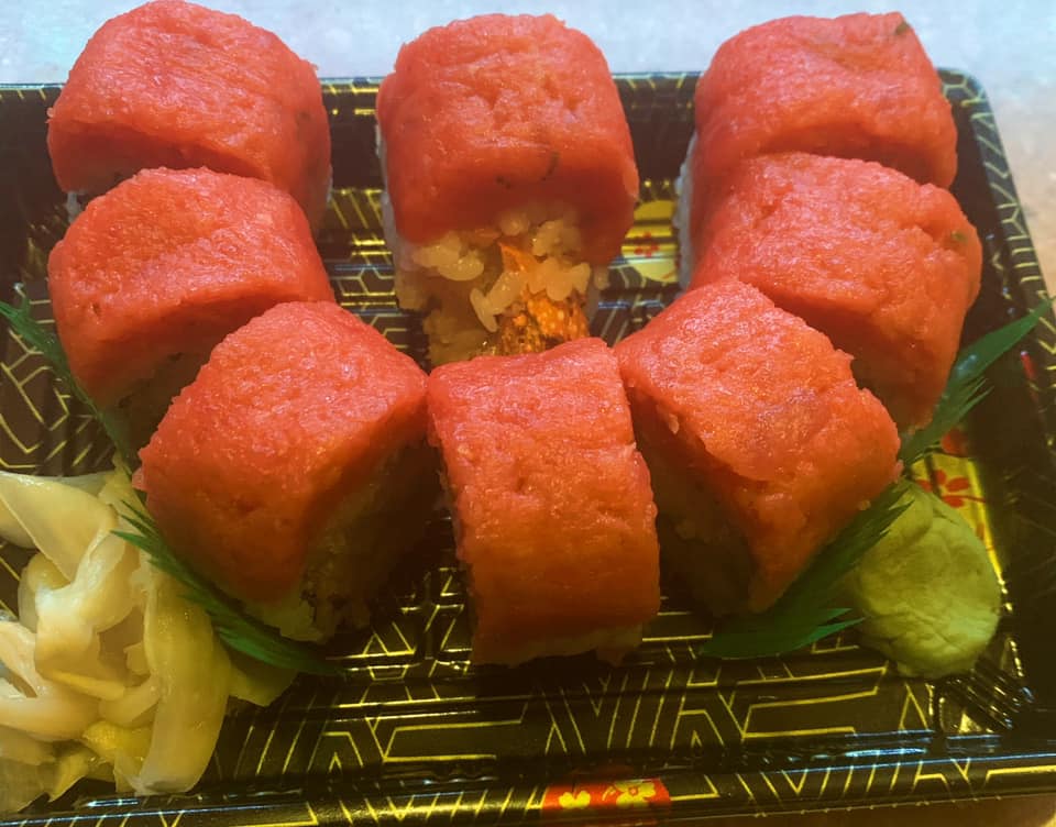 Order King Roll food online from Vic Sushi store, Willow Grove on bringmethat.com