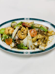 Order 84. House Special food online from Lido Restaurant store, Oklahoma City on bringmethat.com