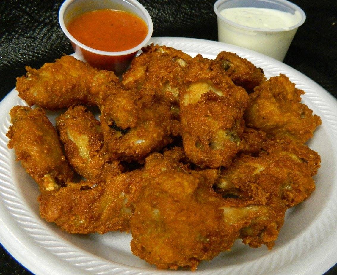 Order Chicken Wings - 6 Pieces food online from Apollos Pizza store, Richmond on bringmethat.com