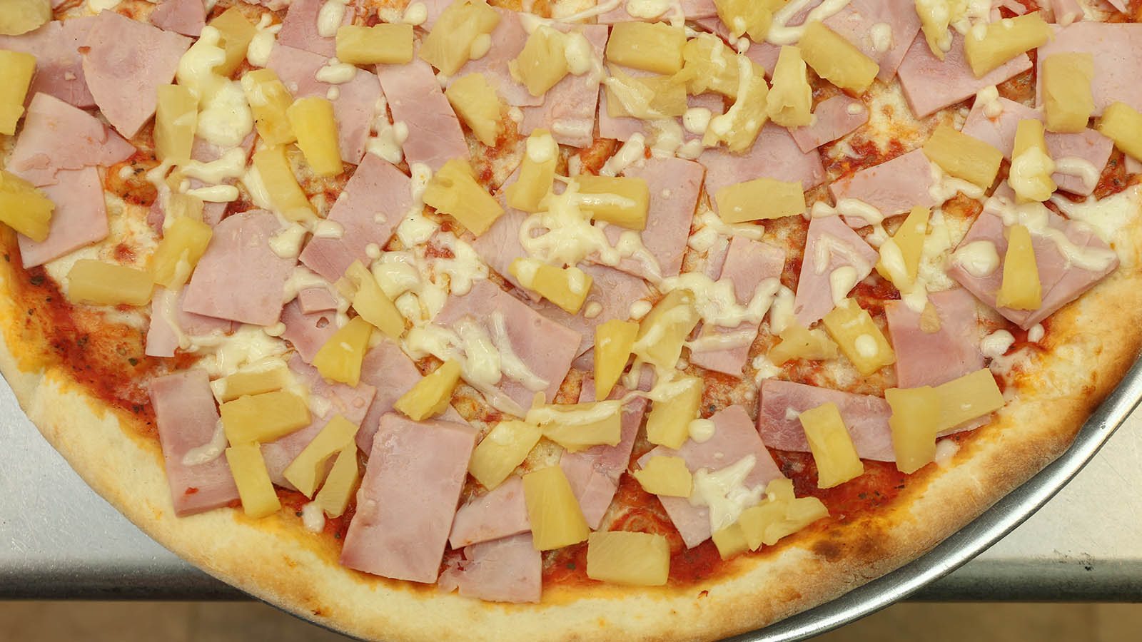 Order Hawaiian Pizza food online from Joey Pepperoni's Pizza store, Bronx on bringmethat.com