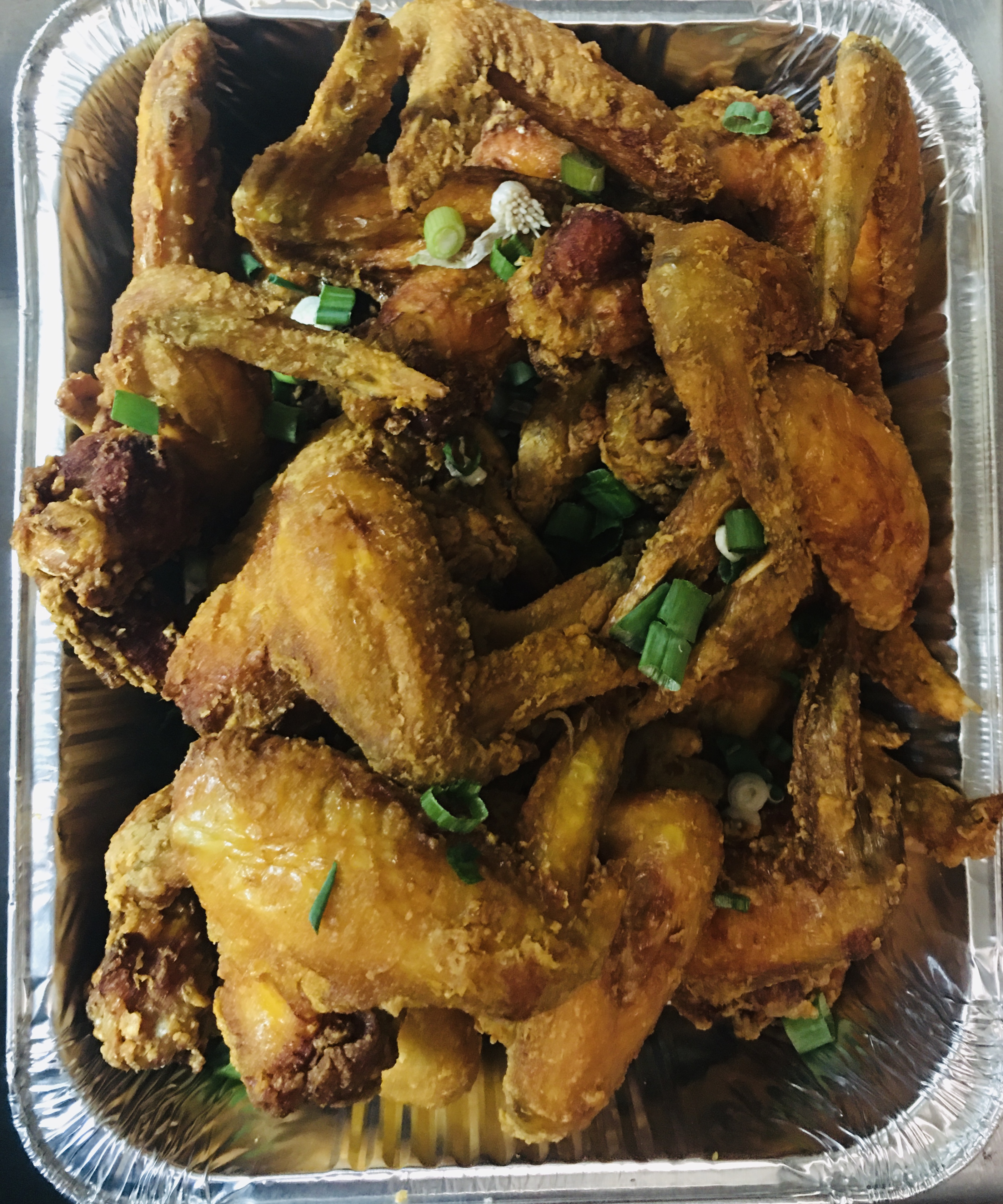Order 5.  25 pieces Chicken Wings Tray  food online from Lucky Garden store, Brooklyn on bringmethat.com