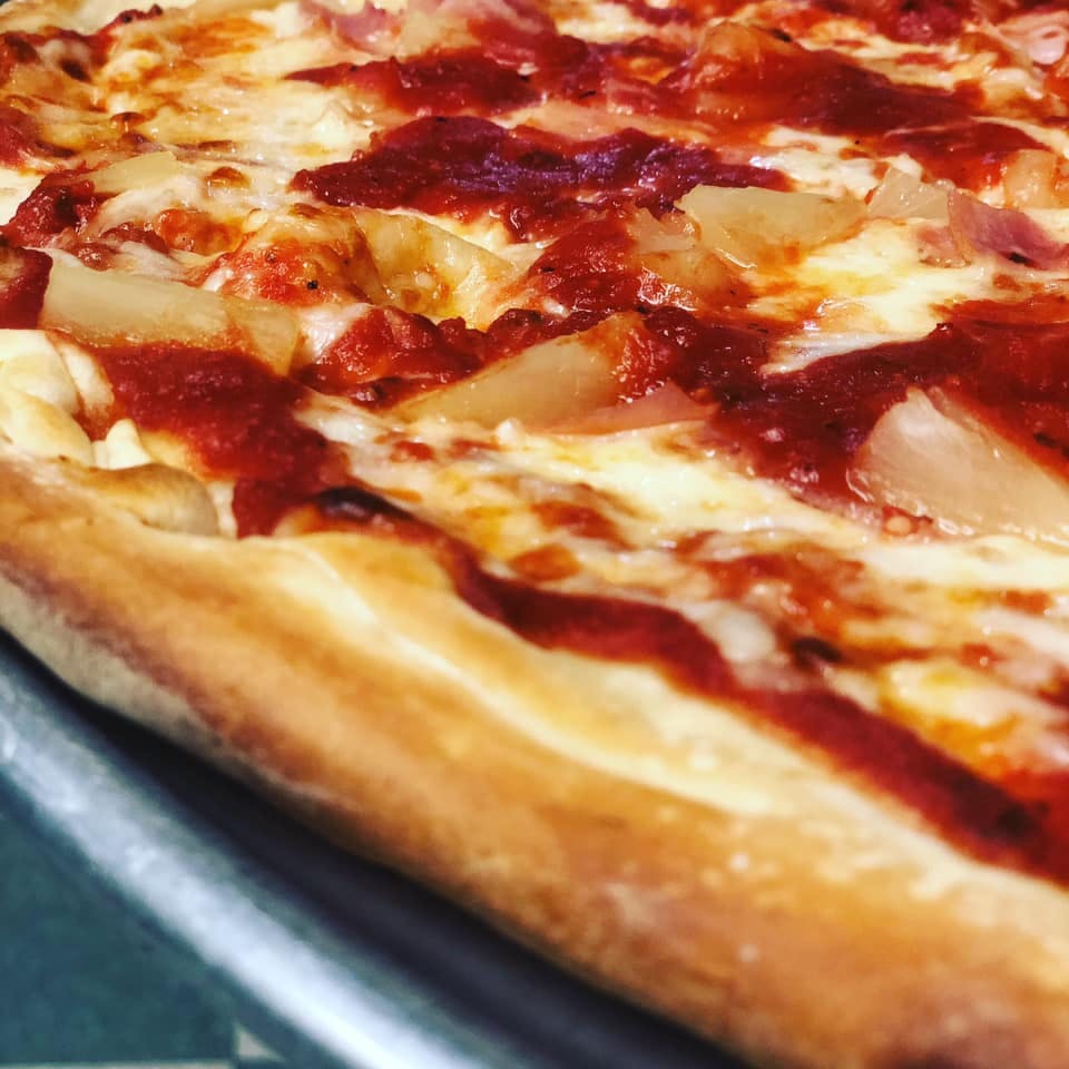 Order Hawaiian Pizza - Medium 12'' (8 Slices) food online from Fontana Pizza & Grill store, Exton on bringmethat.com