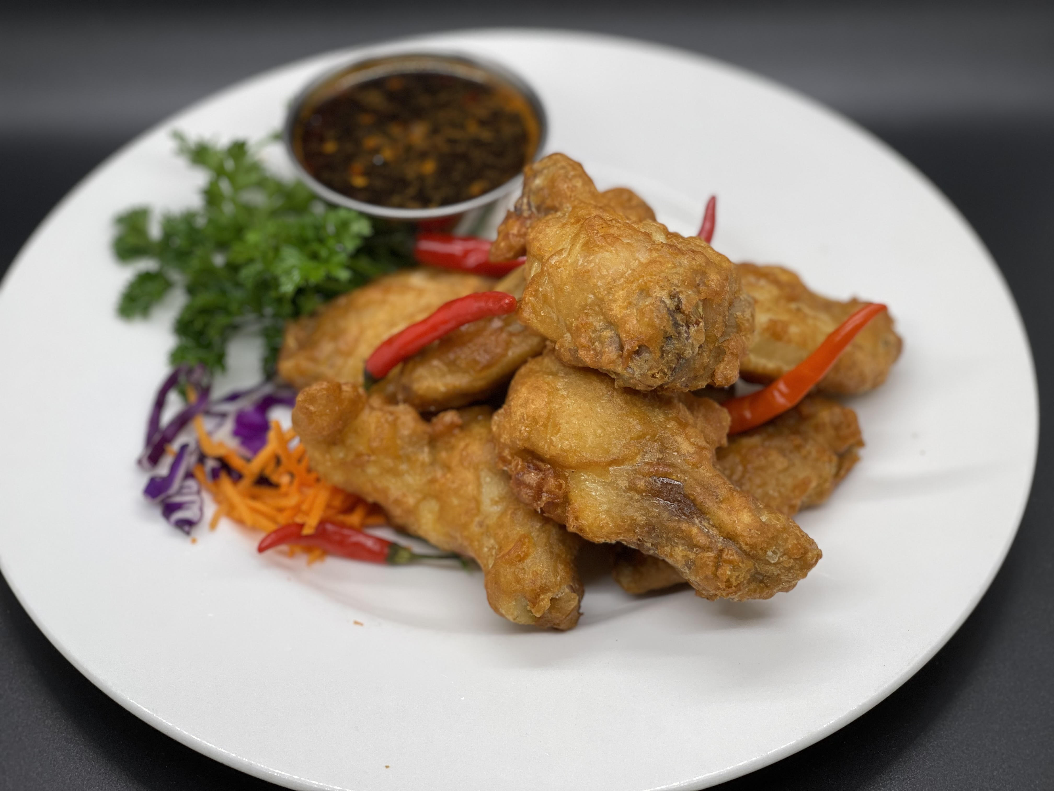 Order Chicken Wings food online from Spring Thai store, Petaluma on bringmethat.com