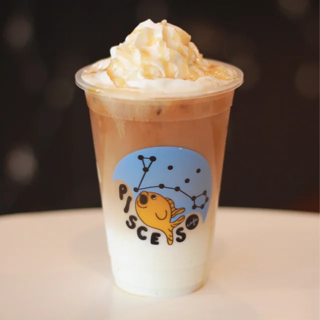 Order Iced Caramel Macchiato food online from Pisces Cafe Boba & Tea store, Lisle on bringmethat.com