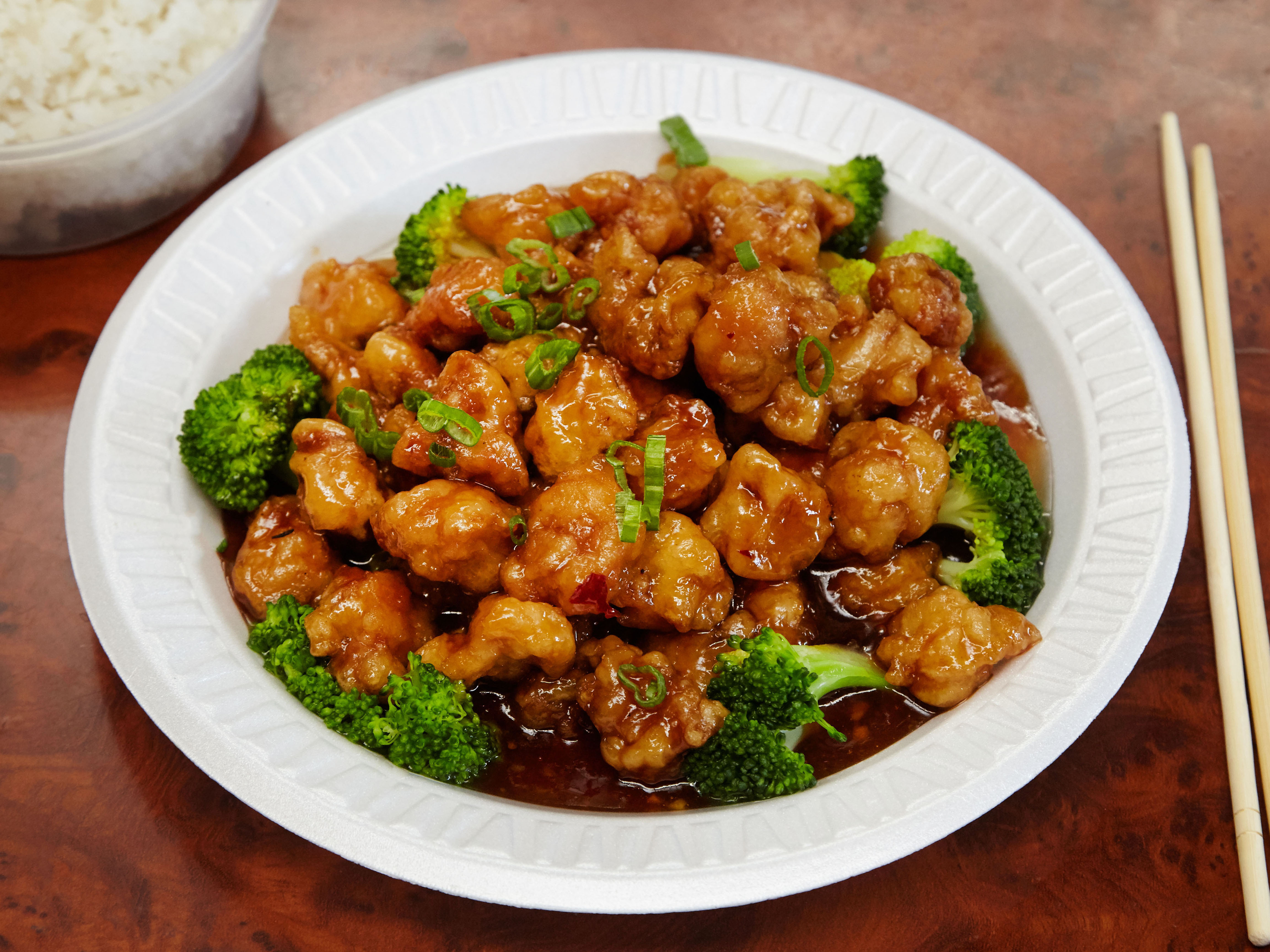 Order S14. General Tso's Chicken food online from New Shun Wei Restaurant store, New York on bringmethat.com