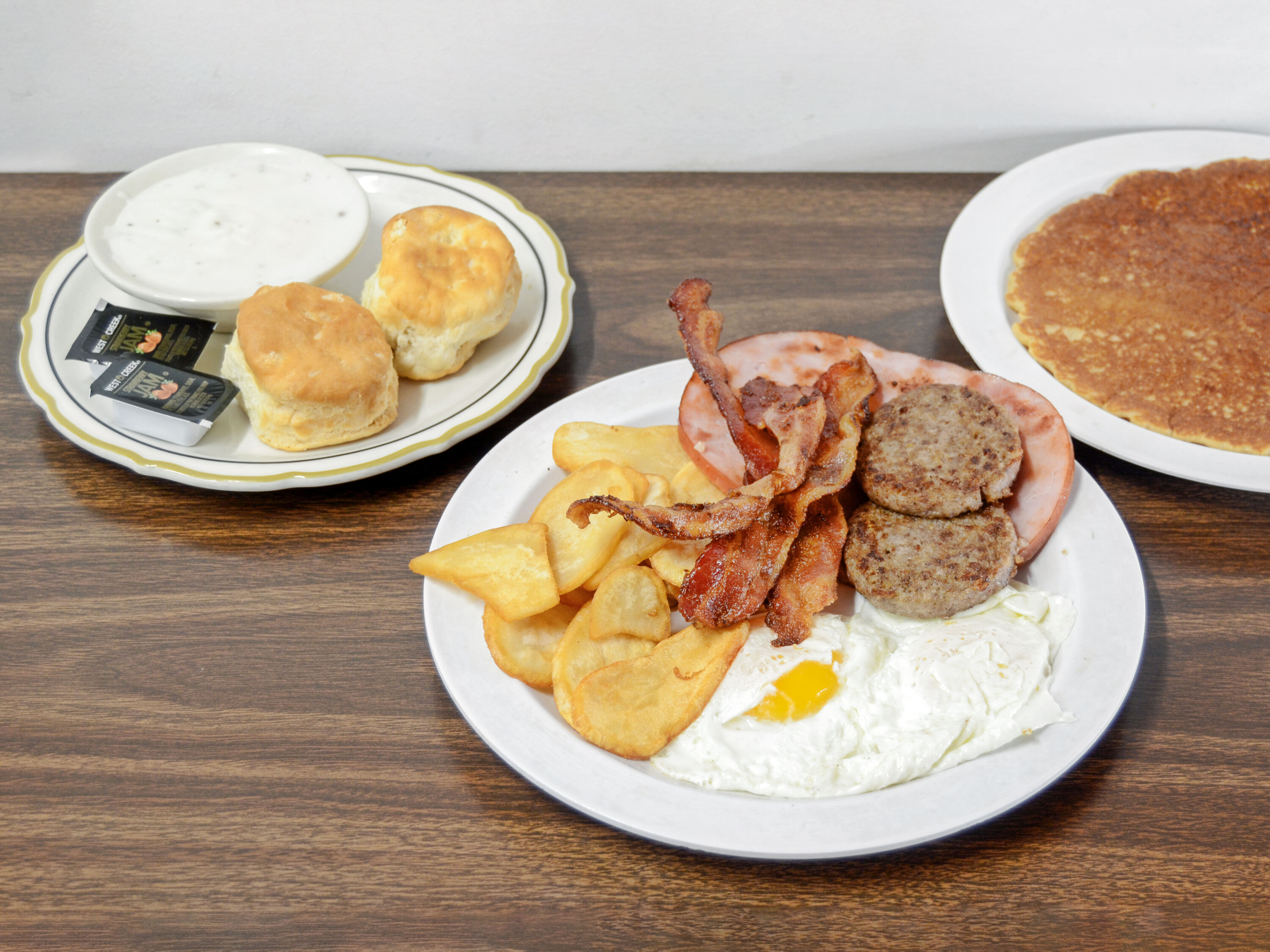 Order The Big Red food online from Lisa 5th Street Diner store, Bowling Green on bringmethat.com