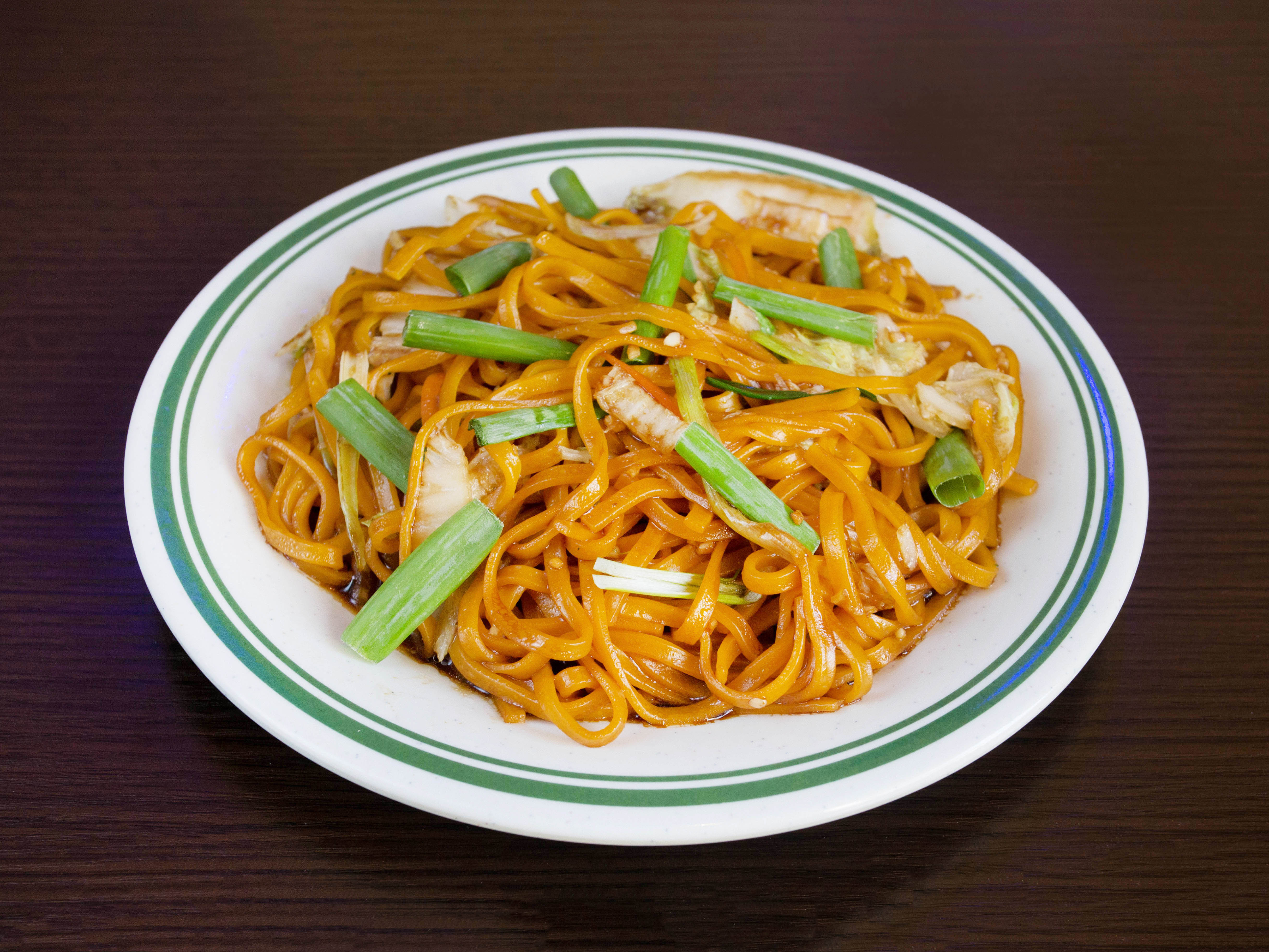 Order 21. Vegetable Lo Mein  food online from East Buffet store, Austin on bringmethat.com