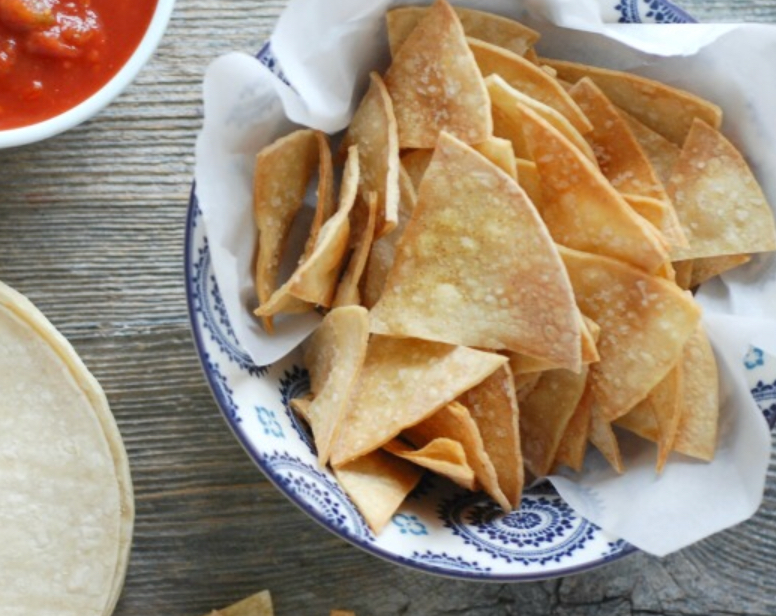 Order Seasoned Tortilla Chips food online from Buenos Tacos store, South Amboy on bringmethat.com