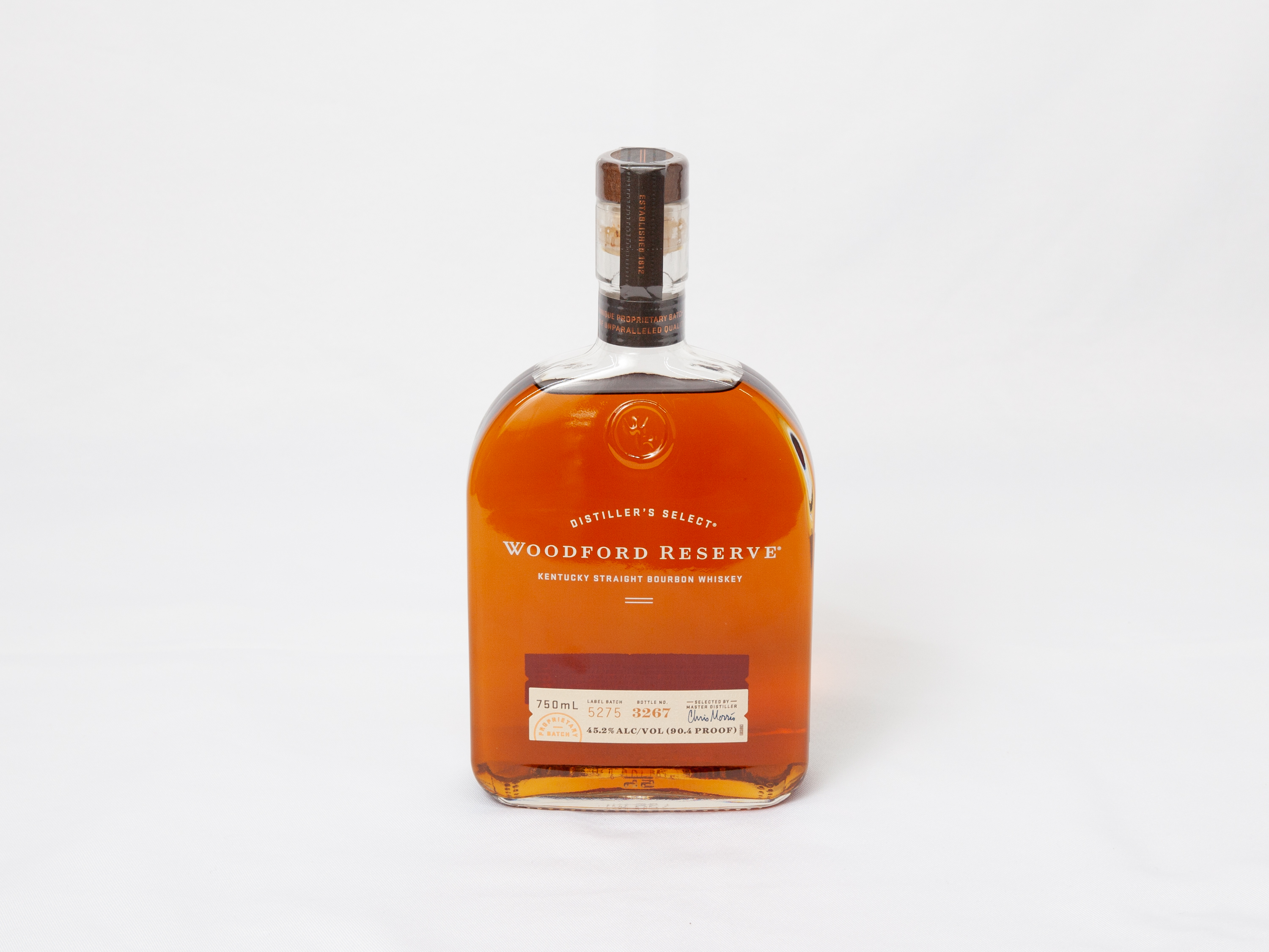 Order 750 ml Woodford Reserve Bourbon food online from Bucktown Food And Liquor store, Chicago on bringmethat.com