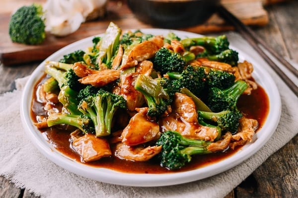 Order 73. Chicken with Broccoli food online from Fu Man Lou store, Philadelphia on bringmethat.com