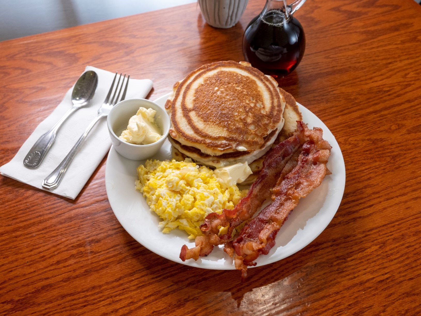 Order 3 Pancakes with Meat and 2 Eggs Platter food online from Mt. Airy Breakfast & Lunch store, Philadelphia on bringmethat.com