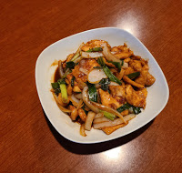 Order Mongolian Chicken food online from Lakeview Garden Restaurant store, Westlake Village on bringmethat.com