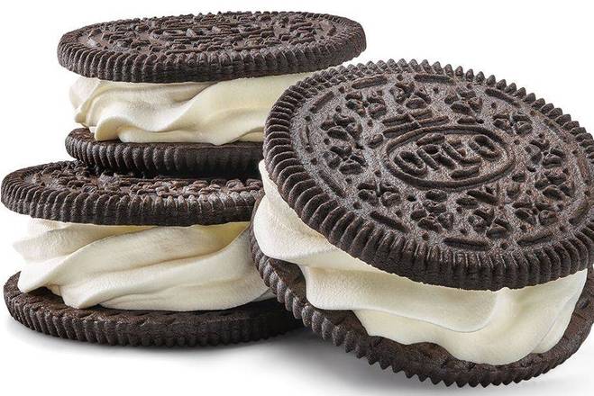 Order Giant Oreo Cookie Sandwich - X4 Per Order food online from Lb Cake Stop store, Baldwin Park on bringmethat.com