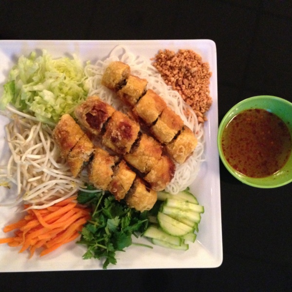 Order Vietnamese Chicken Egg Roll Salad food online from Wok This Way store, San Antonio on bringmethat.com