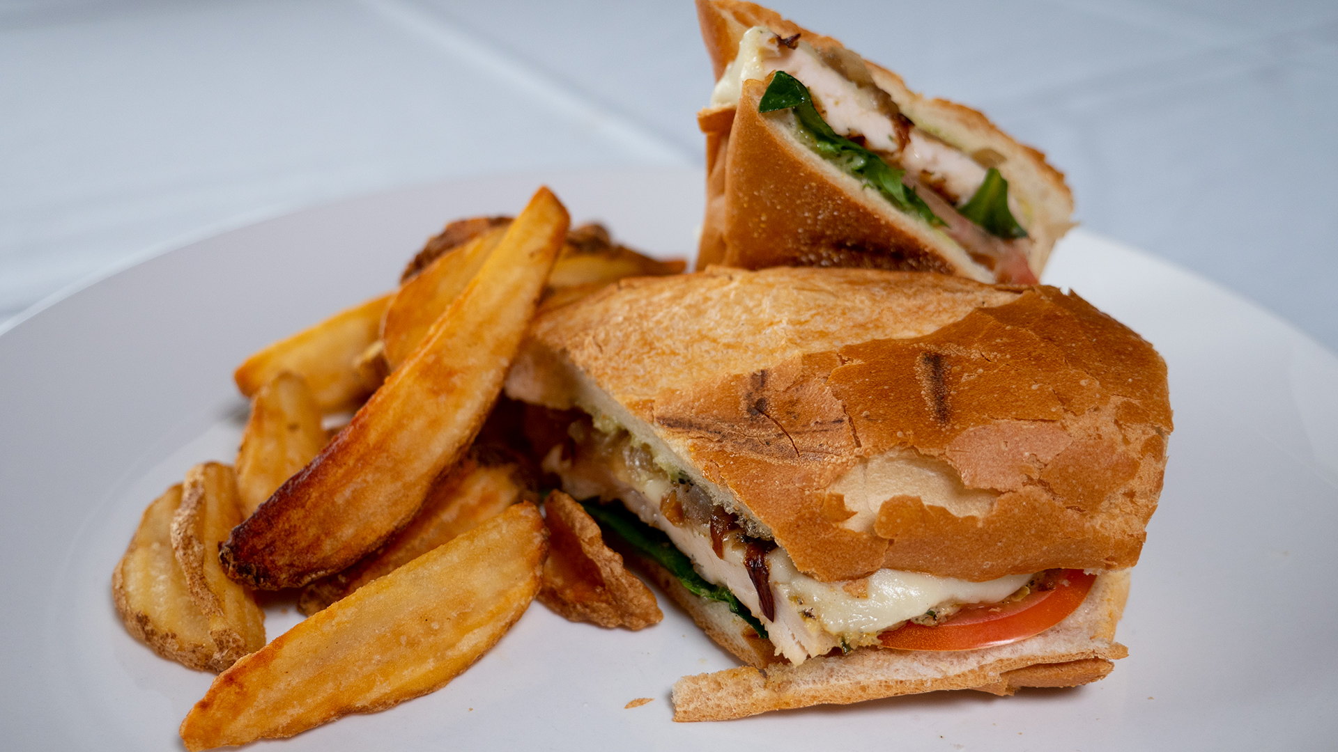 Order Grilled Chicken Sandwich food online from Roccovino's store, Orland Park on bringmethat.com