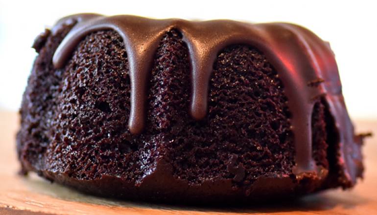 Order Chocolate Cake food online from Mr. Moto Pizza store, San Diego on bringmethat.com