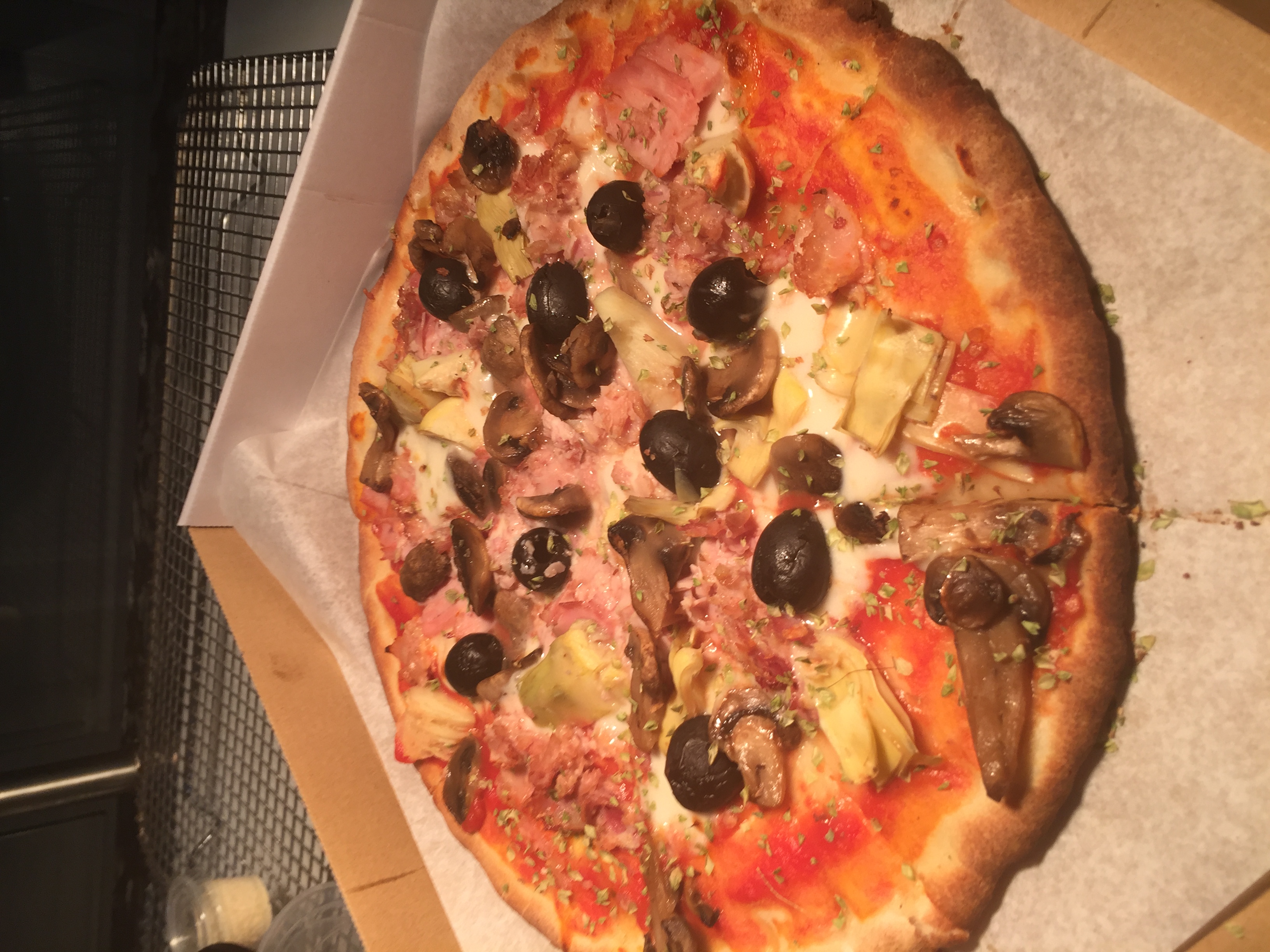 Order Quatro Stagioni Pizze food online from Provami Pizzeria store, Los Angeles on bringmethat.com