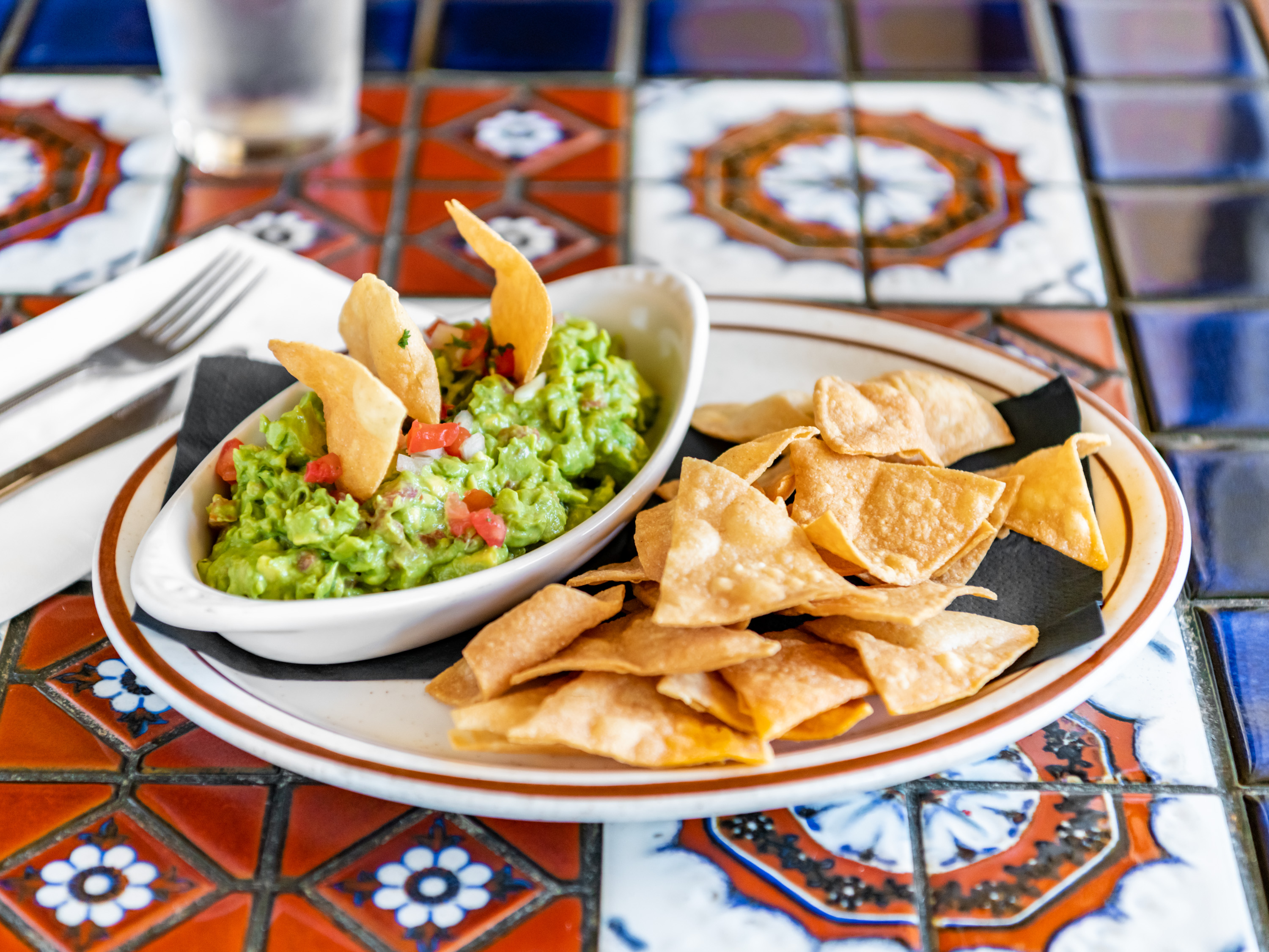 Order Guacamole & Chips food online from Maguey Mexican Restaurant store, Alamo on bringmethat.com