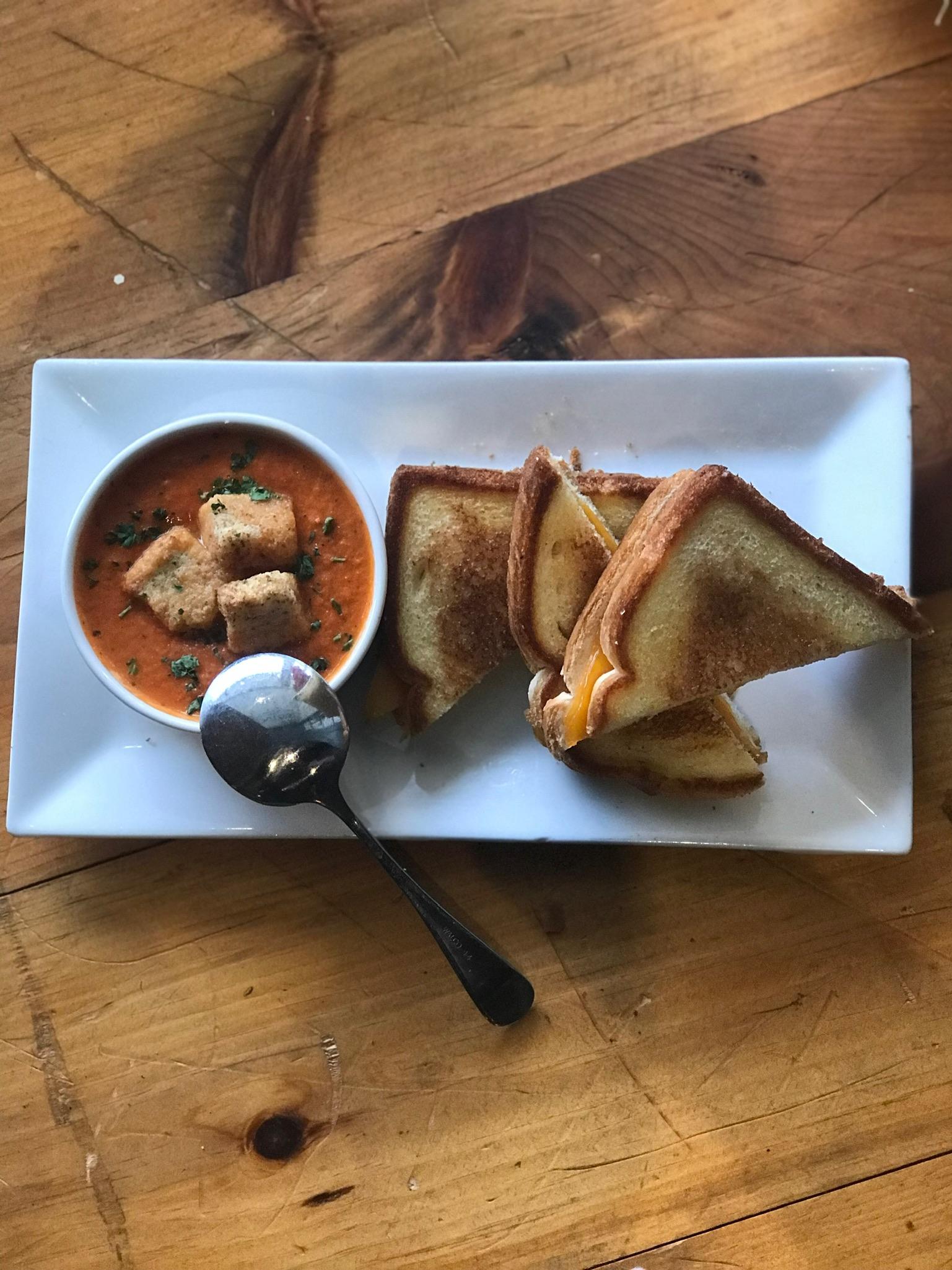 Order Grilled Cheese & Soup food online from Bistro 804 store, Richmond on bringmethat.com