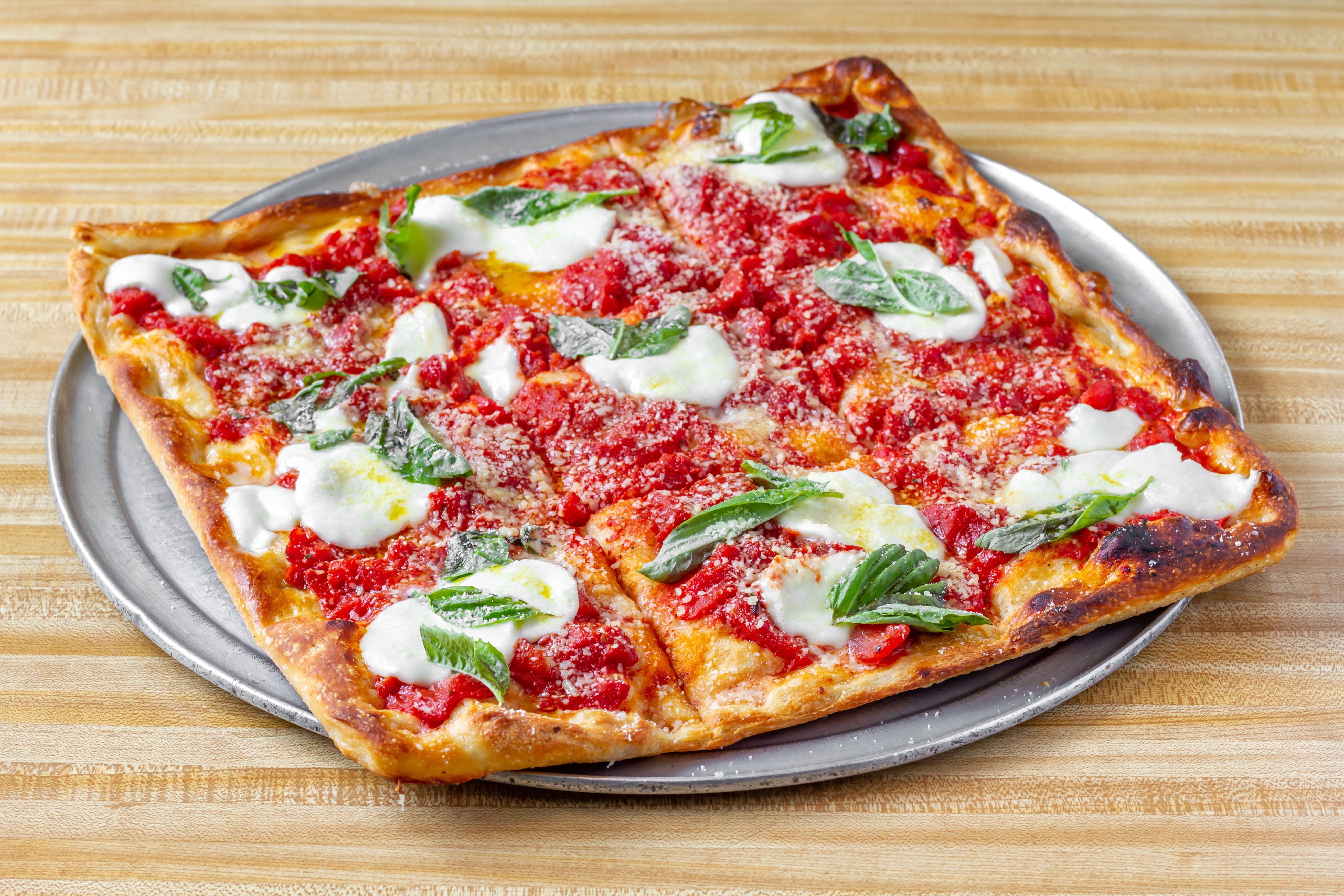 Order Summer Pizza - Large 16'' food online from Classico Pizzeria store, Westminster on bringmethat.com