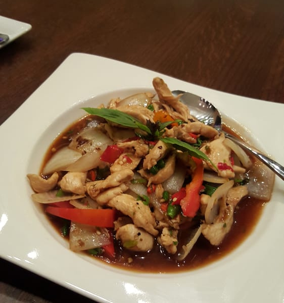 Order Spicy Thai Basil food online from Naree Thai store, Long Beach on bringmethat.com