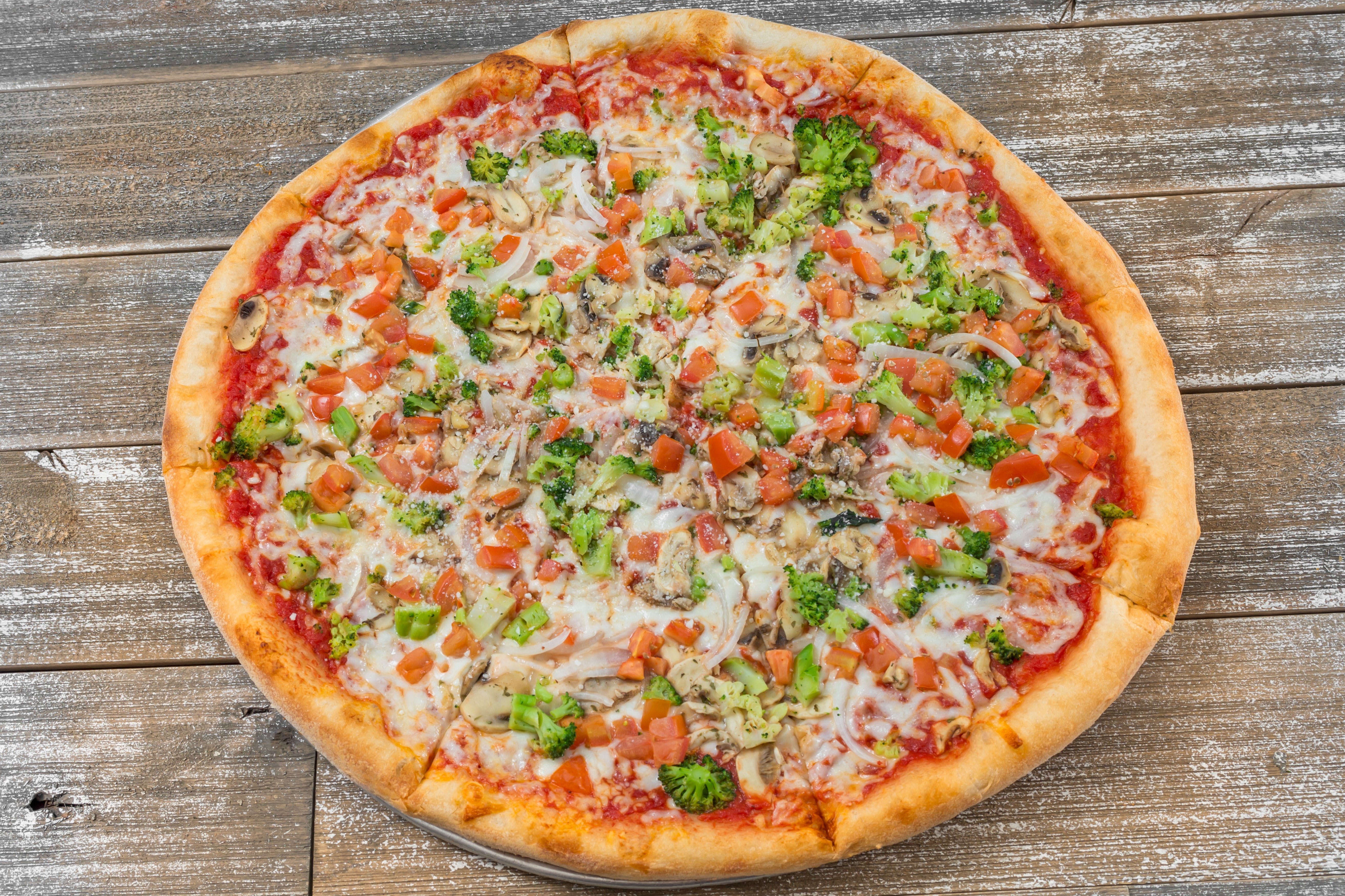Order Primavera Pizza - Medium 14" food online from Casa Italia Pizza & Pasta store, Lincoln University on bringmethat.com