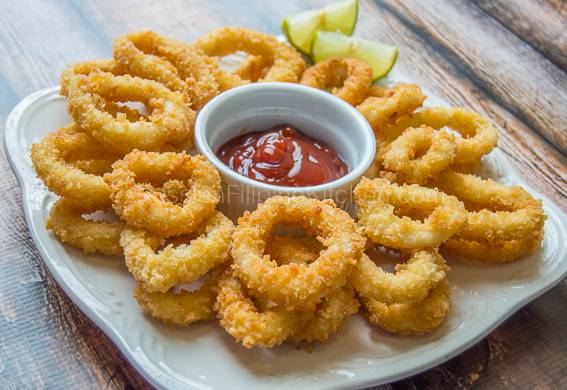 Order Fried Calamari food online from Juicy Crab Seafood And Steak House store, Manheim Township on bringmethat.com